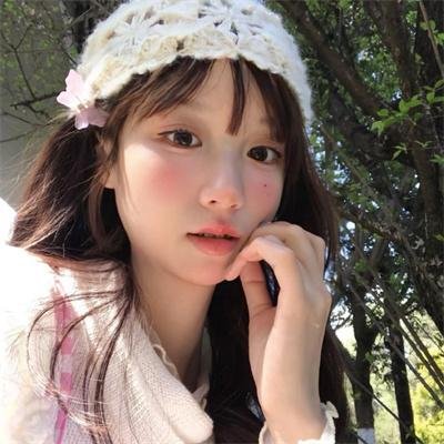 提剑映桃花